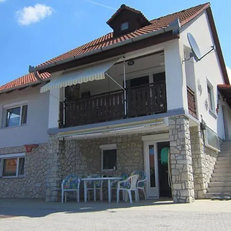 Belle Vue Holiday home